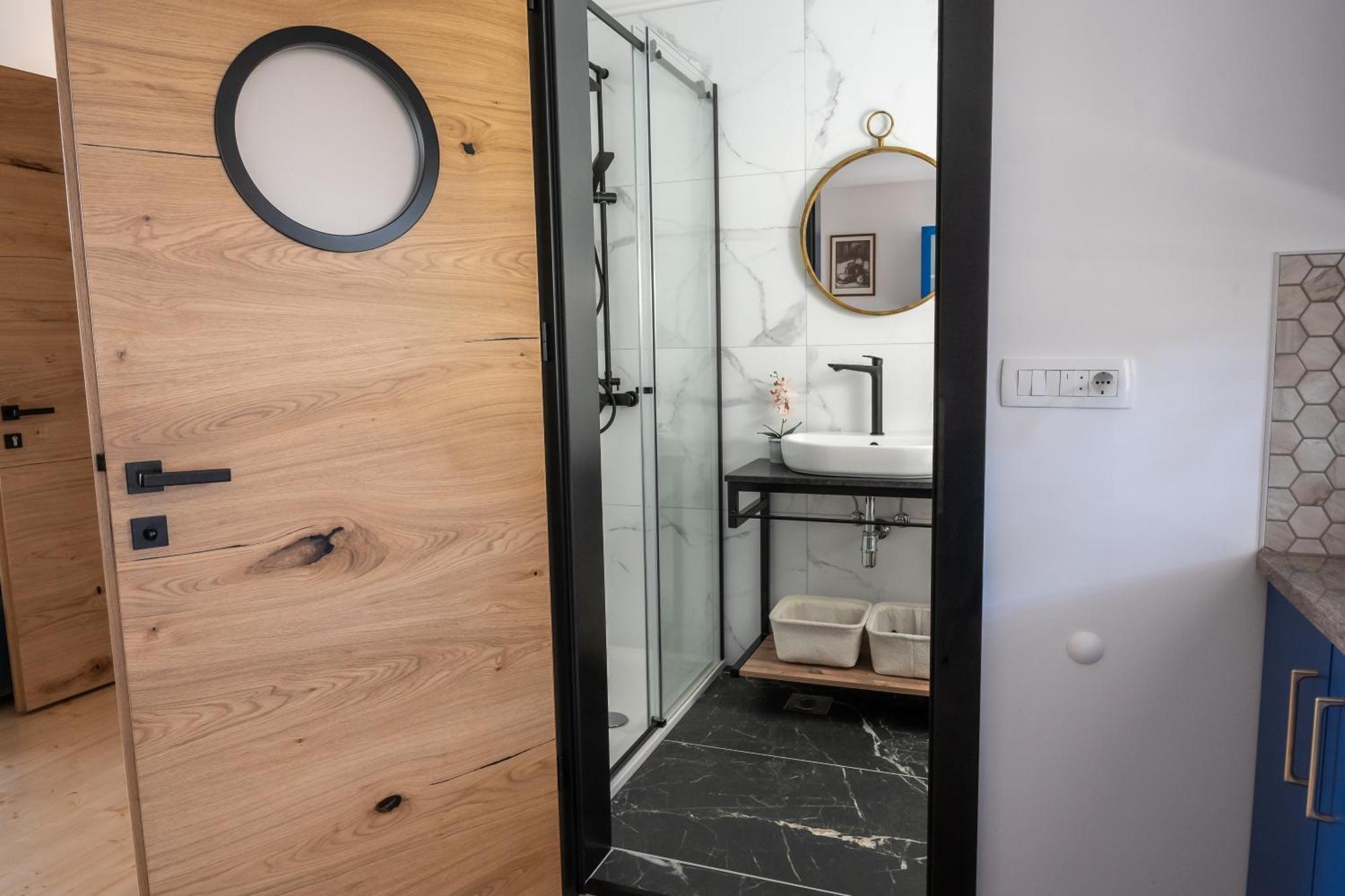 Island Apartments Izola Room photo